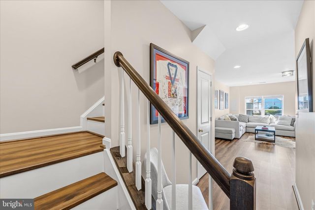 9050 MARBLE FALLS CT, Bristow, VA 20136
