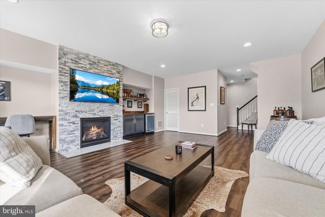 9050 MARBLE FALLS CT, Bristow, VA 20136