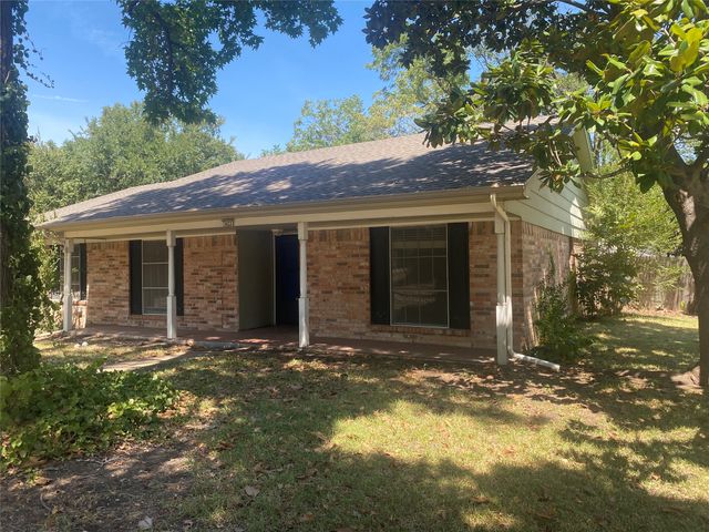 423 Shady Brook Place, Richardson, TX 75080