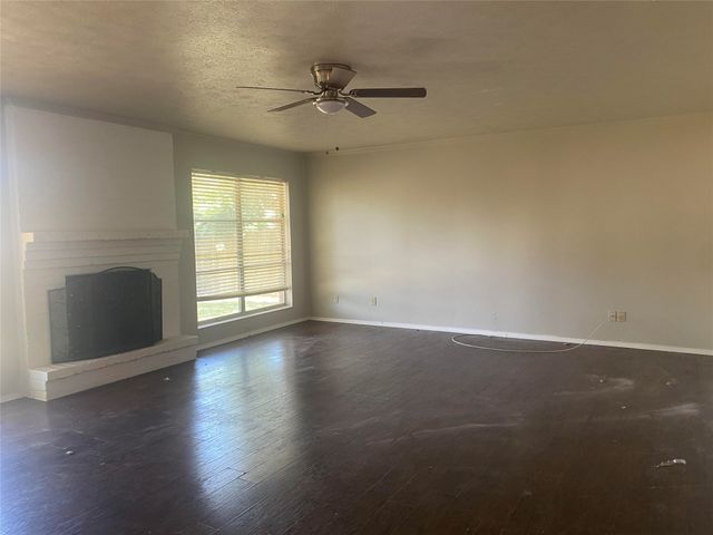 423 Shady Brook Place, Richardson, TX 75080