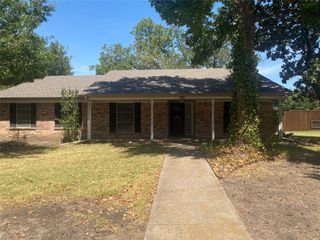 423 Shady Brook Place, Richardson, TX 75080