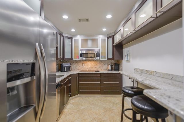 1980 S Ocean Dr 21M, Hallandale Beach, FL 33009