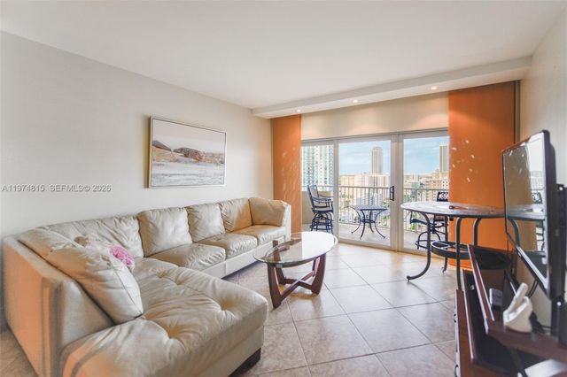 1980 S Ocean Dr 21M, Hallandale Beach, FL 33009