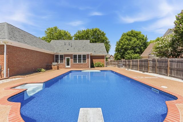 845 HATTON CV, Collierville, TN 38017