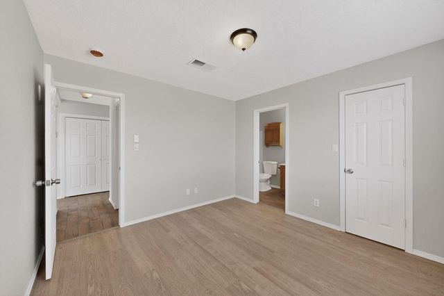 1112 Angelina Daisy Street SW, Albuquerque, NM 87121