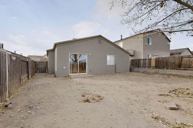 1112 Angelina Daisy Street SW, Albuquerque, NM 87121