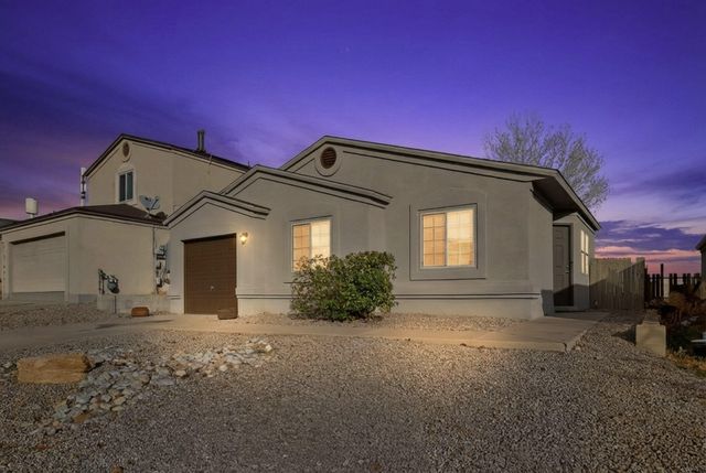 1112 Angelina Daisy Street SW, Albuquerque, NM 87121