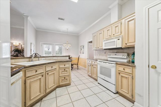 14325 Santo Park Road, Texas City, TX 77539