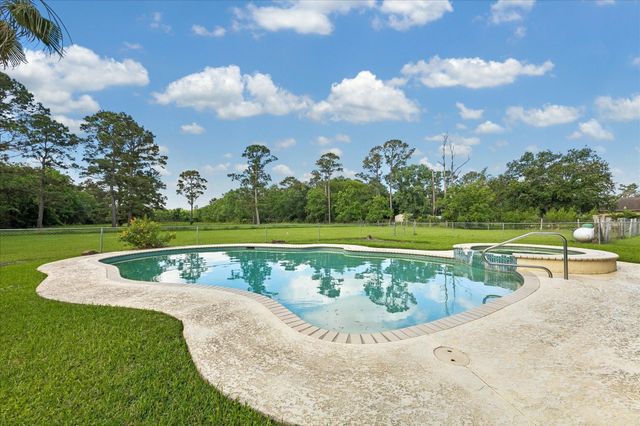 14325 Santo Park Road, Texas City, TX 77539