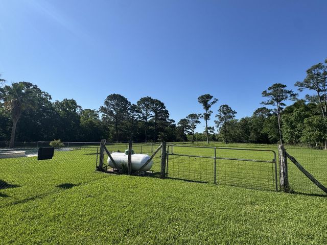 14325 Santo Park Road, Texas City, TX 77539