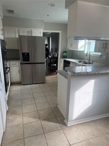 3123 Quail Valley East Drive, Missouri City, TX 77489