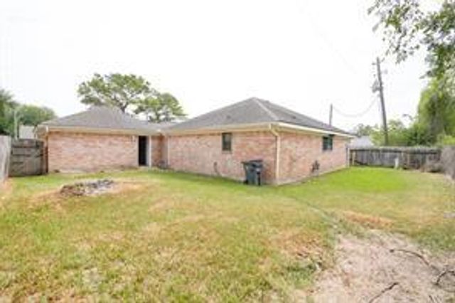 3123 Quail Valley East Drive, Missouri City, TX 77489