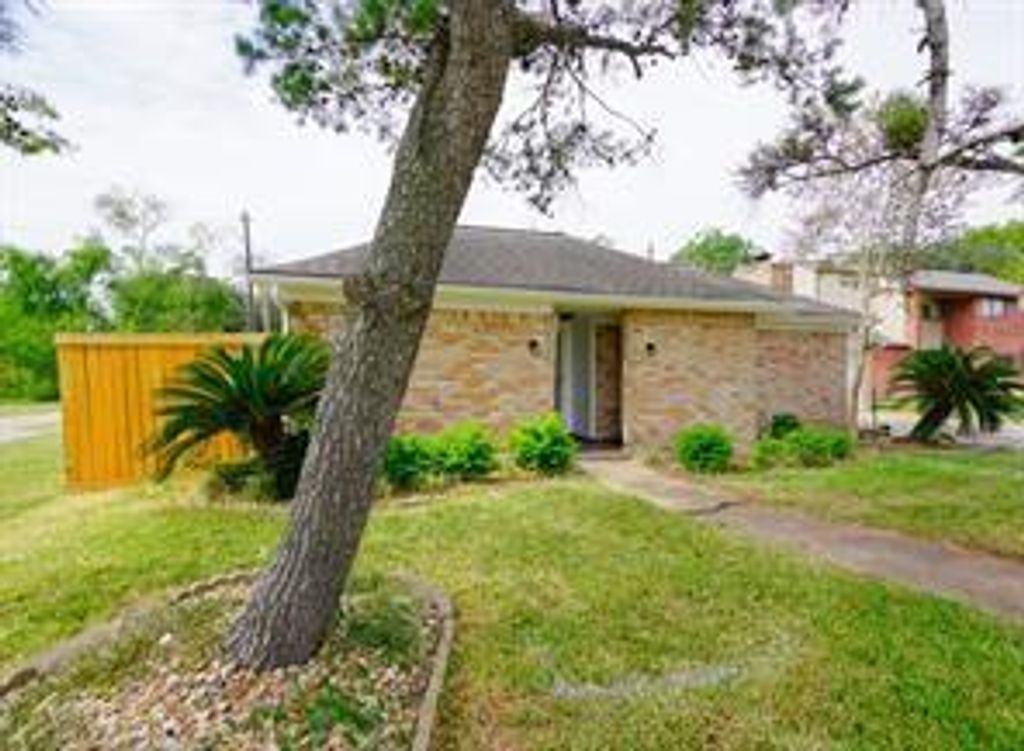 3123 Quail Valley East Drive, Missouri City, TX 77489