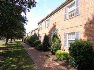 311 Ballard St Apt 1D, Yorktown, VA 23690