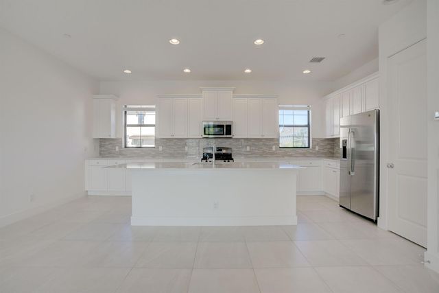 5113 Beckman Terrace, Palm Beach Gardens, FL 33418