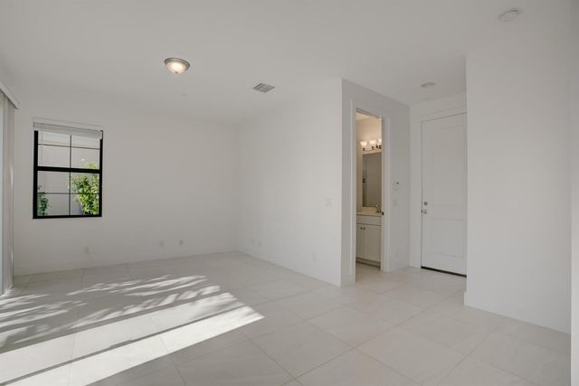 5113 Beckman Terrace, Palm Beach Gardens, FL 33418