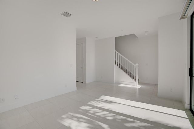 5113 Beckman Terrace, Palm Beach Gardens, FL 33418