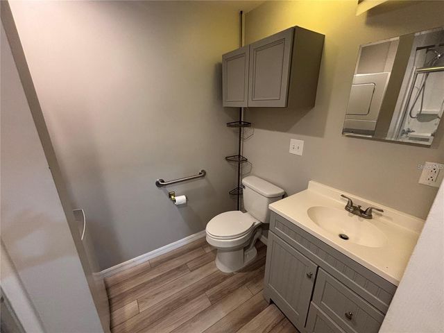 107 W 6TH STREET A, Sanford, FL 32771