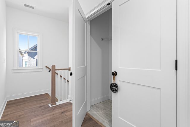 3314 Springhaven Avenue, Hapeville, GA 30354