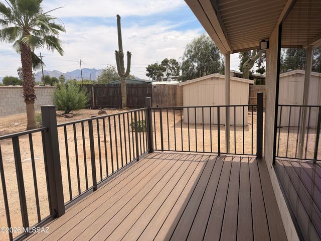 6360 N Quince Way, Tucson, AZ 85741