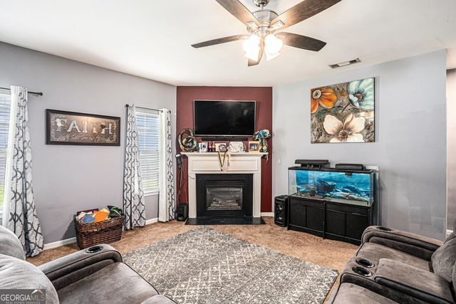 6148 Hemperly Road, Atlanta, GA 30349