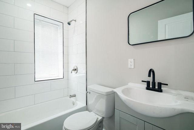 5339 CHESTNUT ST, Philadelphia, PA 19139