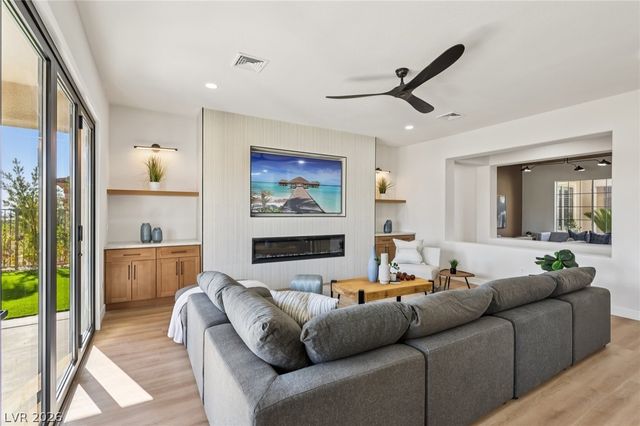 10480 Premia Place, Las Vegas, NV 89135