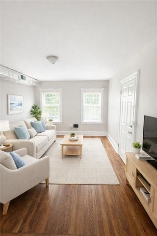 422 Pawtucket Avenue 2, Pawtucket, RI 02860