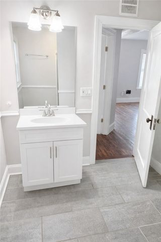 422 Pawtucket Avenue 2, Pawtucket, RI 02860