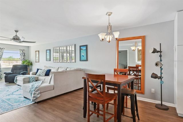 3850 13TH AVENUE N 210, St Petersburg, FL 33713