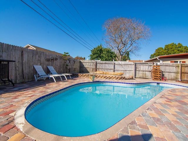 703 5th Place SW, Vero Beach, FL 32962