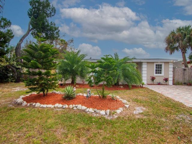 703 5th Place SW, Vero Beach, FL 32962