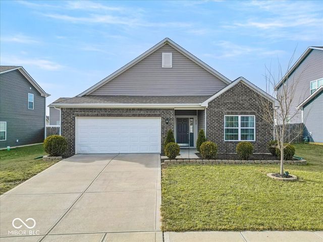 452 Haywood Drive, Greenfield, IN 46140