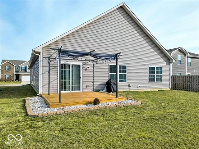 452 Haywood Drive, Greenfield, IN 46140