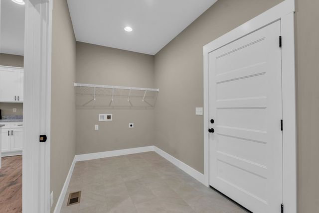 3272 Rickman Rd, Rickman, TN 38580