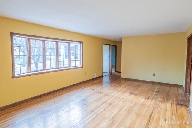 12 Francis Road, East Brunswick, NJ 08816