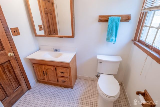 12 Francis Road, East Brunswick, NJ 08816