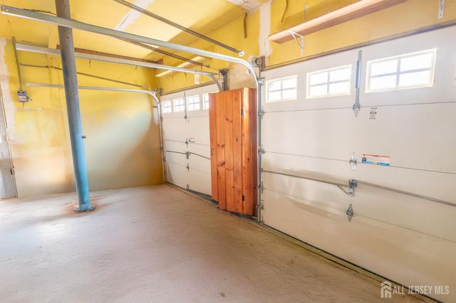 12 Francis Road, East Brunswick, NJ 08816