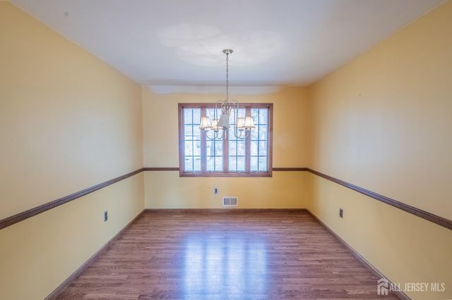 12 Francis Road, East Brunswick, NJ 08816