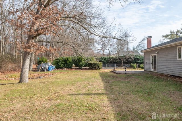 12 Francis Road, East Brunswick, NJ 08816