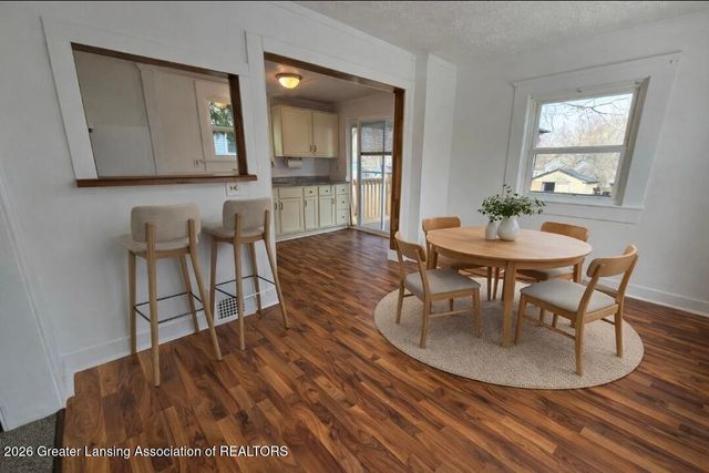 610 Bluff Street, Lansing, MI 48906