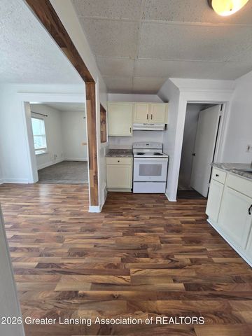 610 Bluff Street, Lansing, MI 48906