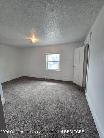 610 Bluff Street, Lansing, MI 48906