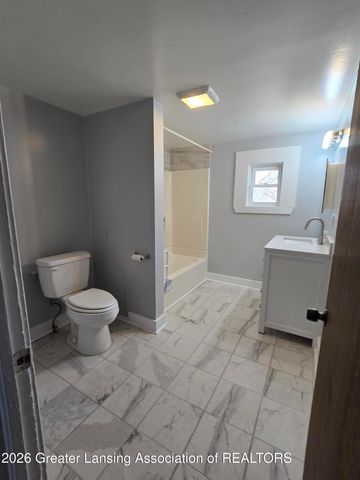 610 Bluff Street, Lansing, MI 48906