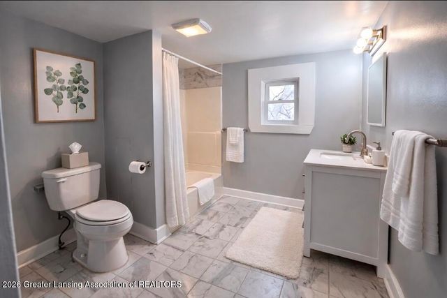 610 Bluff Street, Lansing, MI 48906