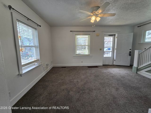 610 Bluff Street, Lansing, MI 48906