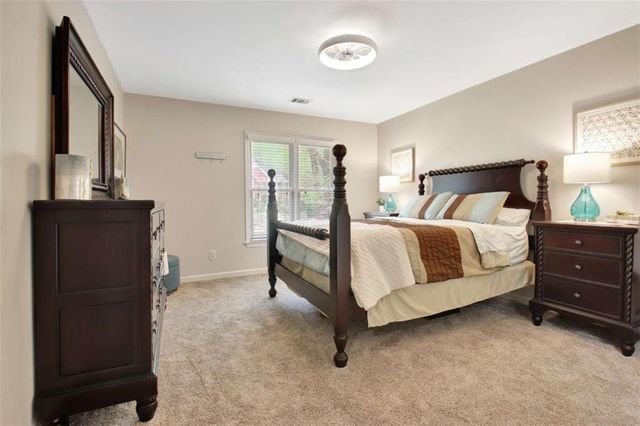 205 Woodcreek Lane, Fayetteville, GA 30215