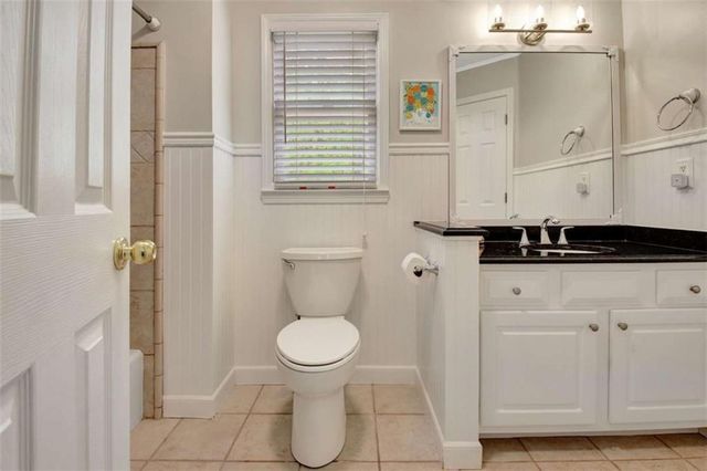 205 Woodcreek Lane, Fayetteville, GA 30215