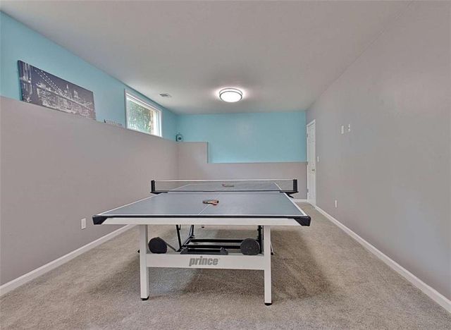 205 Woodcreek Lane, Fayetteville, GA 30215
