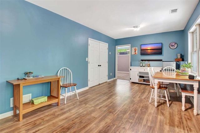 205 Woodcreek Lane, Fayetteville, GA 30215